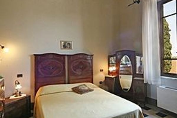 Villa Maya (Cascina)